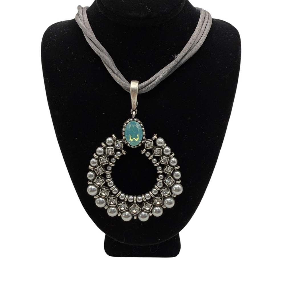 Chic Silver And Turquoise Statement Necklace - image 1